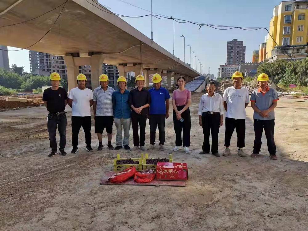 心系員工 情暖一線｜永和建設(shè)集團領(lǐng)導班子中秋節(jié)走訪慰問一線員工